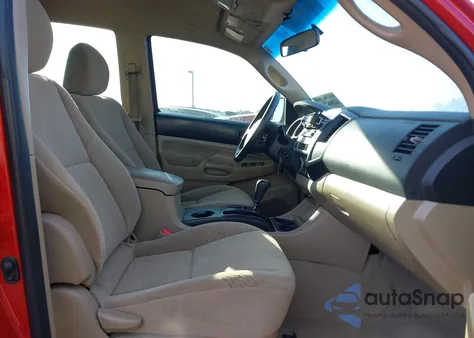 2010 Toyota Tacoma Base V6 из США, поврежденный, VIN 3TMLU4EN8AM039298